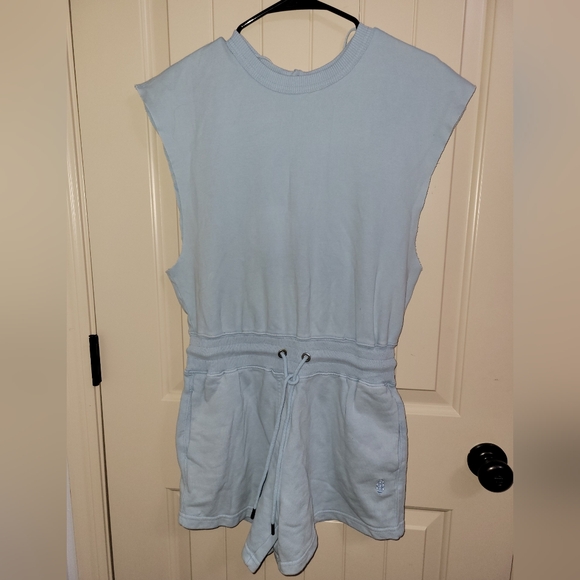 Free people Movement Throw And Go Shortsie - Size XS Light Blue Romper - Picture 9 of 10